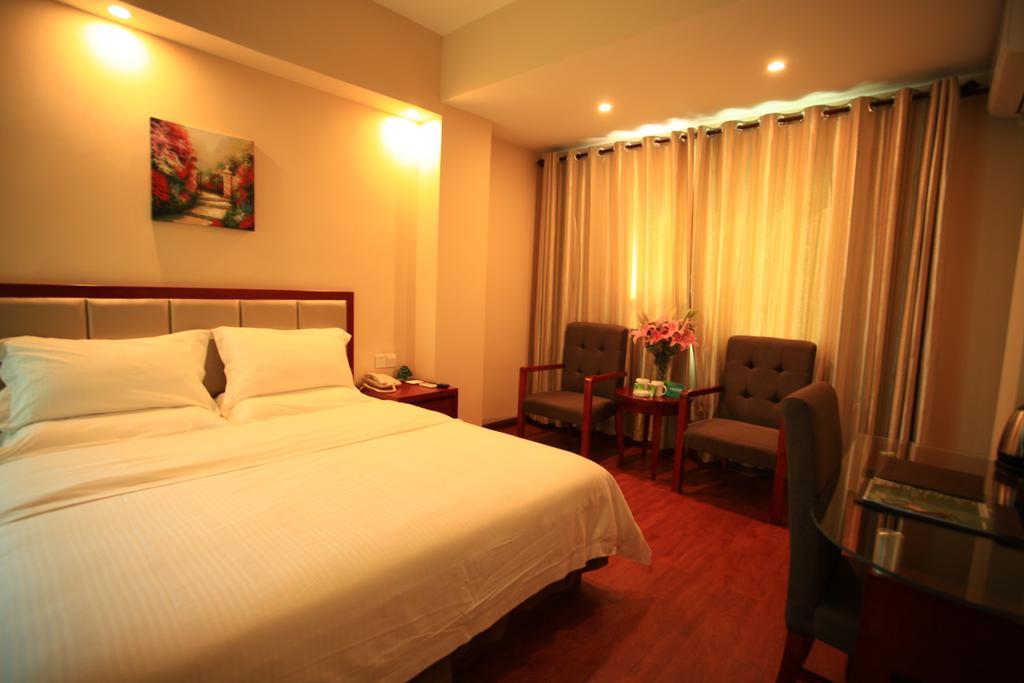 Greentree Inn Sanya He Ping Street Hotel Δωμάτιο φωτογραφία