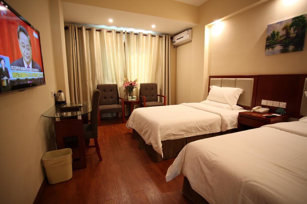 Greentree Inn Sanya He Ping Street Hotel Δωμάτιο φωτογραφία