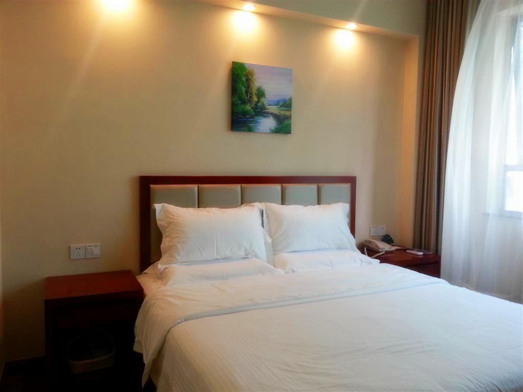 Greentree Inn Sanya He Ping Street Hotel Δωμάτιο φωτογραφία