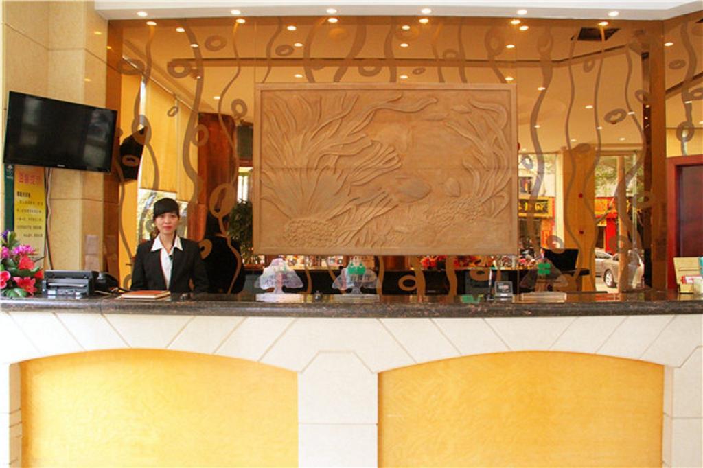 Greentree Inn Sanya He Ping Street Hotel Εξωτερικό φωτογραφία